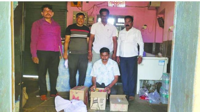 ಅಬಕಾರಿ ಇಲಾಖೆ ದಾಳಿಯಲ್ಲಿ 17.280 ಲೀಟರ್ ಮಧ್ಯ ವಶ 