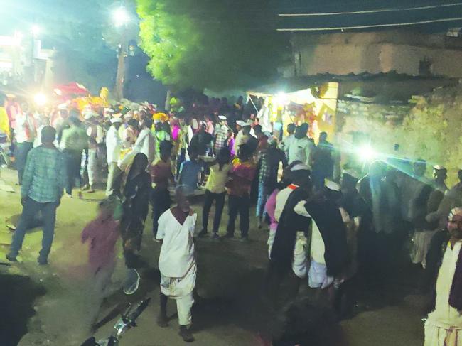 ಹುಣಶ್ಯಾಳದಲ್ಲಿ ಸುಂಗಠಾಣ ಸಿದ್ದೇಶ್ವರ ಪಲ್ಲಕ್ಕಿ ಉತ್ಸವಕ್ಕೆ ಅದ್ದೂರಿ ಸ್ವಾಗತ