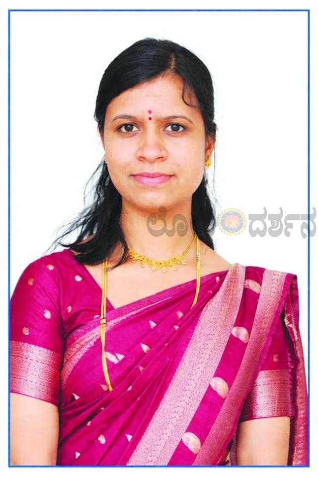 ಶಿಕ್ಷಕಿ ಕವಿತಾರವರ ’ಹೂ ಮುಡಿದ ನಕ್ಷತ್ರಗಳು’ 