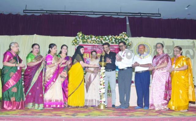 ‘ಸ್ತ್ರೀ ಒಂದು ನಕ್ಷತ್ರ, ಅವರಿಗೆ ಬೇರೆ ಬೆಳಕು ಬೇಕಿಲ್ಲ’ : ಪ್ರೊ. ಕರಿಮುನ್ನಿಸಾ ಸಯ್ಯದ್ 