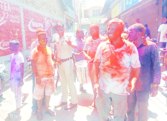 ಭಾವೈಕತೆಯ ಸಂಕೇತವಾದ ರಂಗಿನಾಟ 