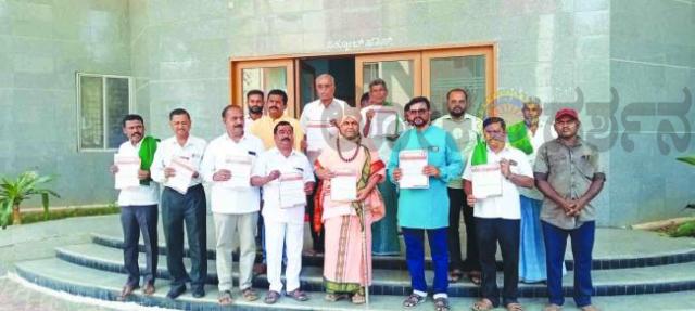 ಸುಕ್ಷೇತ್ರ ಸ್ಪಟಿಕಲಿಂಗ ಖ್ಯಾತಿಯ ಲಿಂಗದ ಹಳ್ಳಿಯಲ್ಲಿ 26ರಂದು ಜಗದ್ಗುರುಗಳ ಅಡ್ಡ ಪಲ್ಲಕ್ಕಿ ಮಹೋತ್ಸವ