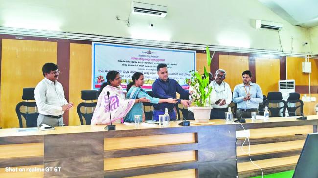 ನ್ಯಾಯ ಸಾಧಿಸುವಲ್ಲಿ ಮಹಿಳೆಯರ ಪಾತ್ರ ಮುಖ್ಯವಾಗಿದೆ 