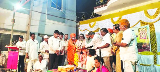 ದಾಸೋಹ ಜೀವನವೇ ಪರಿಪೂರ್ಣ ಬದುಕು: ಯಲಗೋಡದ ಗುರಲಿಂಗ ಶ್ರೀಗಳು 