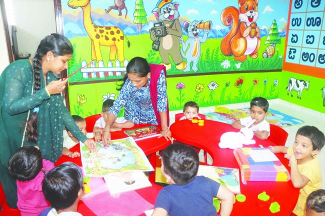 ಉದ್ಯೋಗಸ್ಥ ಮಹಿಳೆಯರಿಗೆ ನೆಮ್ಮದಿ ಕಲ್ಪಿಸಿದ ವಿಜಯಪುರ ಶಿಶುಪಾಲನಾ ಕೇಂದ್ರ 