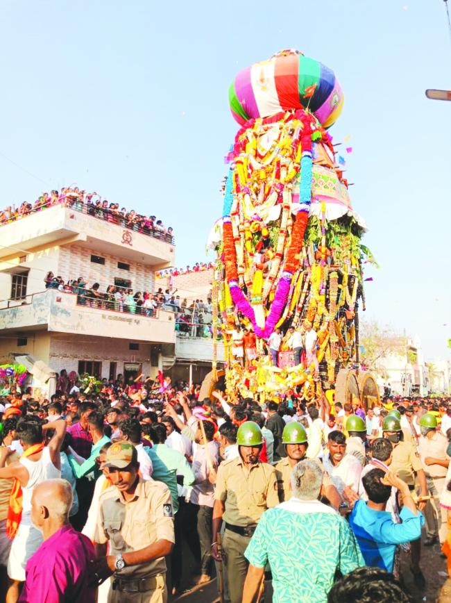 ಕನಕಗಿರಿ ಕನಕಾಚಲಪತಿ ರಥೋತ್ಸವ ಅದ್ದೂರಿ  