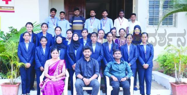 ವಿದ್ಯಾರ್ಥಿಗಳನ್ನು ಕೈಗಾರಿಕಾ ಅವಶ್ಯಕತೆಗಳಿಗೆ ತಕ್ಕಂತೆ ಸಿದ್ದಗೊಳಿಸುವ ಉದ್ದೇಶದಿಂದ ತರಬೇತಿ ಕಾರ್ಯಕ್ರಮ