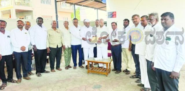 ಸರ್ಕಾರಿ ಪ್ರೌಢಶಾಲೆಯನ್ನು ಸರ್ಕಾರಿ ಪದವಿ ಪೂರ್ವ ಕಾಲೇಜನ್ನಾಗಿ ಉನ್ನತೀಕರಣ : ಪ್ರಕಾಶ ಹುಕ್ಕೇರಿ 