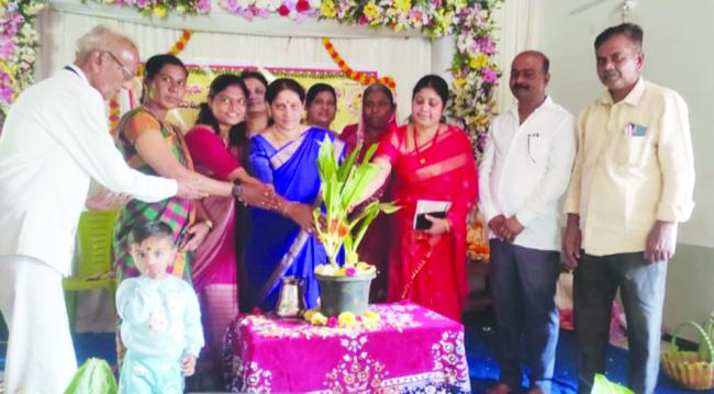 ಮಹಿಳೆಯರು ದುಡಿಮೆ ಕಾಯಕ ಸ್ವಾವಲಂಬನೆ ಅಗತ್ಯ