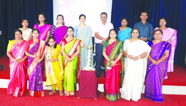 ಸಂಗೊಳ್ಳಿ ರಾಯಣ್ಣ ಕಾಲೇಜಿನಲ್ಲಿ ಮಹಿಳಾ ದಿನಾಚರಣೆ ; ಮಹಿಳೆಯರಿಗೆ ಗೌರವ, ಪ್ರೋತ್ಸಾಹ ನೀಡಿ: ಎಂ.ಎ. ಸಪ್ನಾ 