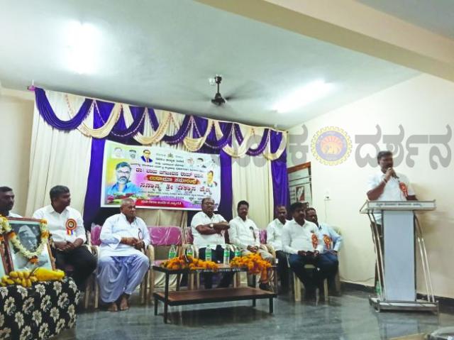 ಬಾಬು ಜಗಜೀವನ ರಾಮ್ ಮತ್ತು ಡಾ. ಬಿ. ಆರ್‌. ಅಂಬೇಡ್ಕರ ಅಂಥ ವ್ಯಕ್ತಿಗಳ ಆದರ್ಶಗಳ ಪಾಲನೆ 