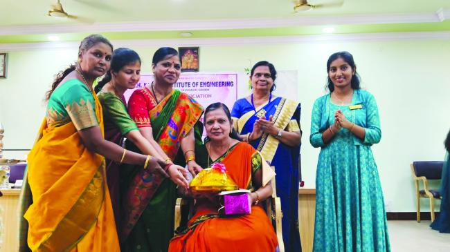 ಕೆ.ಎಚ್‌.ಕಬ್ಬೂರ ತಾಂತ್ರಿಕ ಶಿಕ್ಷಣ ಸಂಸ್ಥೆಯಲ್ಲಿ ದಿನಾಚರಣೆ 