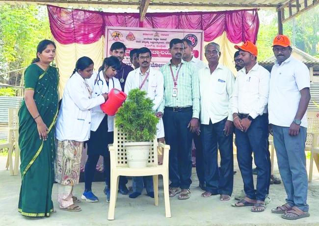 ಕೆಎಲ್‌ಈ ಸಂಸ್ಥೆಯ ಉಚಿತ ಆರೋಗ್ಯ ತಪಾಸಣಾ ಶಿಬಿರ 