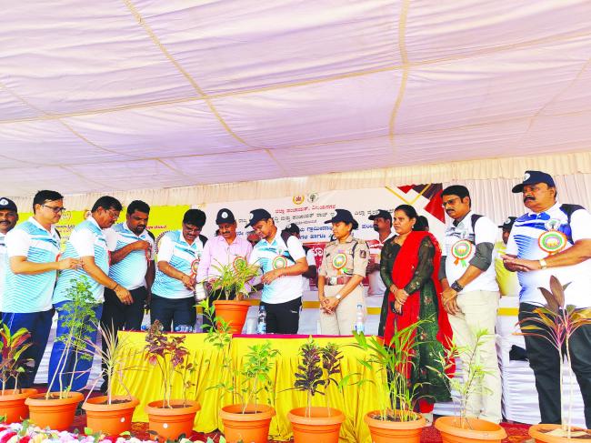 ಕ್ರೀಡಾಕೂಟ ಹಾಗೂ ಸಾಂಸ್ಕೃತಿಕ ಕಾರ್ಯಕ್ರಮದಲ್ಲಿ ಜಿ.ಪಂ ಸಿಇಓ  