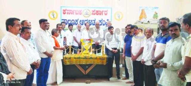 ವಚನಗಳು ಮನ ಪರಿವರ್ತನೆ ಮಾಡುವ ಶಕ್ತಿ ಹೊಂದಿವೆ : ಜೂಗಲ್ ಮಂಜುನಾಯಕ 