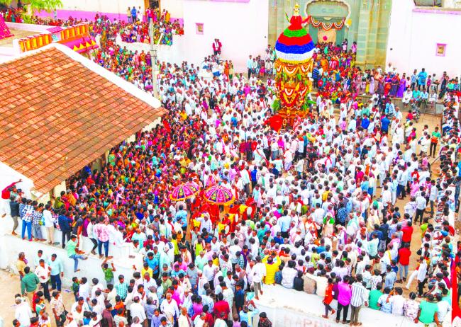 ಅಮ್ಮಿನಬಾವಿ ಶ್ರೀಗುರುಶಾಂತಲಿಂಗ ಶಿವಯೋಗಿಗಳ ರಥೋತ್ಸವ 