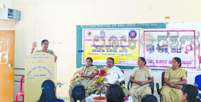 ಕಾನೂನು ವ್ಯವಸ್ಥೆ ಕಾಪಾಡುವಲ್ಲಿ ವಿದ್ಯಾರ್ಥಿಗಳ ಪಾತ್ರ ಮಹತ್ವದ್ದು:  ಕುರಬೇಟ 