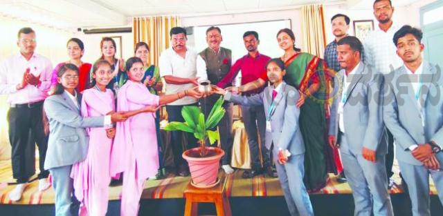 ನೆಟ್ ಪರೀಕ್ಷೆ ಉತ್ತೀರ್ಣಕ್ಕೆ ಅಧ್ಯಯನ ಅವಶ್ಯ: ಹುಡೇದ 