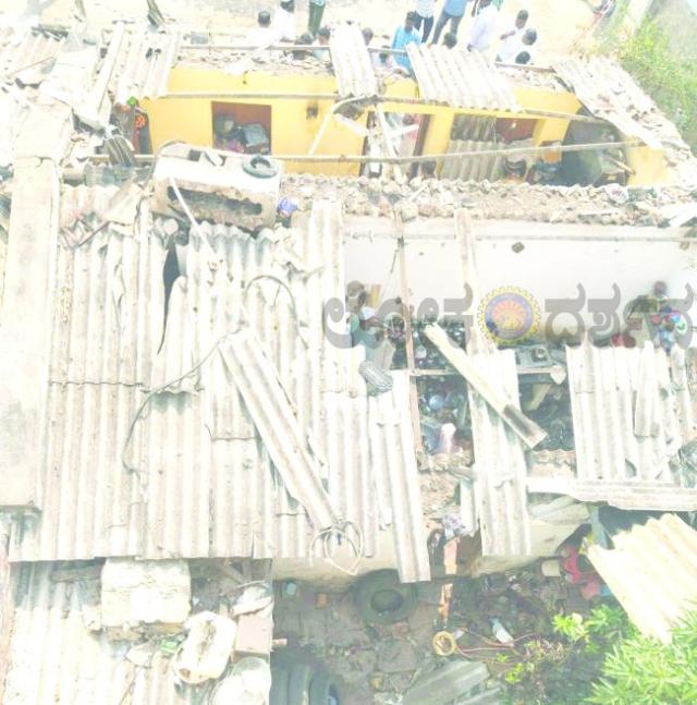 ತೇರದಾಳದಲ್ಲಿ ಸಿಲೆಂಡರ್ ಸ್ಫೋಟದಿಂದ ಇಬ್ಬರಿಗೆ ಗಂಭೀರ ಗಾಯ 