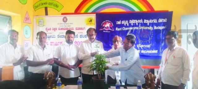 ರಾಷ್ಟ್ರ ಸೇವೆ ದೇವರ ಸೇವೆ: ಸಂಗಮೇಶ ಗುಜಗೊಂಡ  