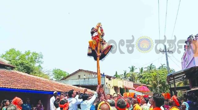 ಮುತ್ತು ಉತ್ಪತ್ತಿ ಆಯಿತು ಶಿಶುವಿಗೆ ಹಾಲೇರಿಯಿತಲೇ ಪರಾಕ್ :  ಗೊರವಯ್ಯ ನೀಲಪ್ಪ 