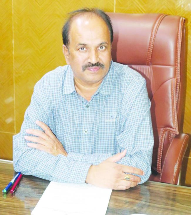 ಹೆಚ್ಚುತ್ತಿರುವ ಬಿಸಿಲಿನ ತಾಪ: ಸಾರ್ವಜನಿಕರು ಜಾಗೃತಿ ವಹಿಸಲು ಡಿಹೆಚ್‌ಓ ಡಾ.ಯಲ್ಲಾ ರಮೇಶ್ ಬಾಬು ಮನವಿ 