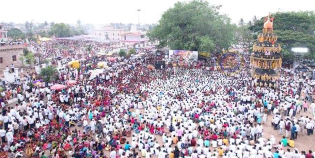 ಅದ್ದೂರಿಯಾಗಿ ಜರುಗಿದ ಶ್ರೀ ಸಿದ್ದಲಿಂಗೇಶ್ವರ ಮಹಾರಥೋತ್ಸವ