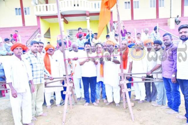 ಜಿಲ್ಲಾ ಕ್ರೀಡಾಂಗಣದಲ್ಲಿ ಕುಸ್ತಿ ಪಂದ್ಯಾವಳಿ   