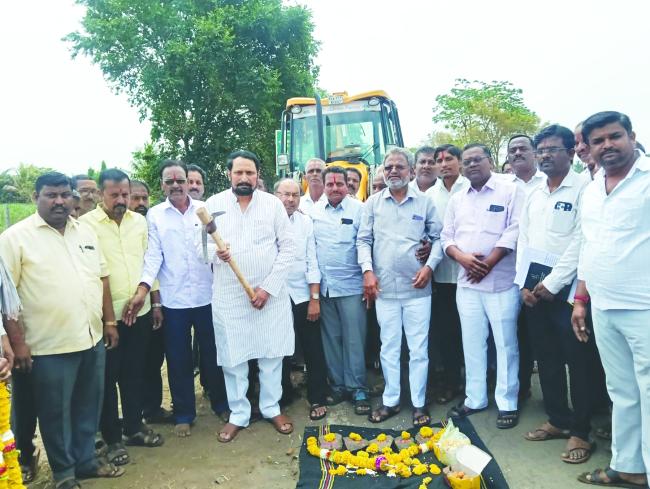 ಶಿಕ್ಷಣ, ನೀರಾವರಿ, ಆರೋಗ್ಯ ಮತ್ತು ವಿದ್ಯುತ್ ಕ್ಷೇತ್ರಗಳಿಗೆ ಆದ್ಯತೆ: ಲಕ್ಷ್ಮಣ ಸವದಿ 