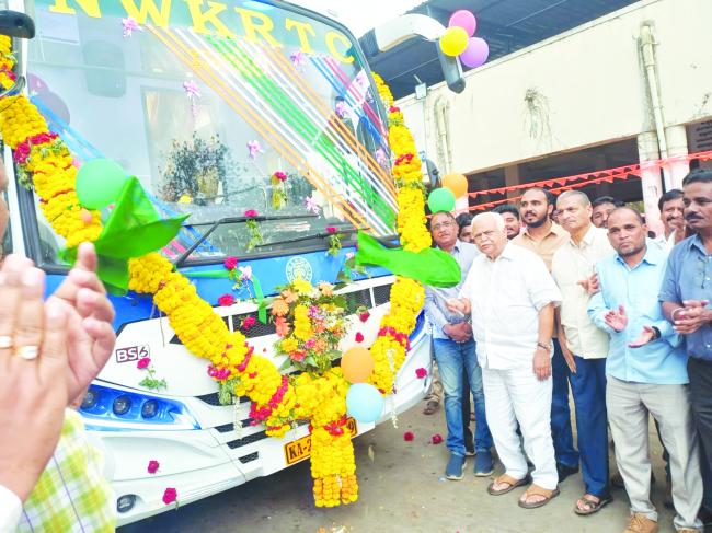 ದಾಂಡೇಲಿಯಿಂದ ಬೆಂಗಳೂರಿಗೆ 2 ಪಲ್ಲಕ್ಕಿ ಬಸ್‌ಗಳ ಸೇವೆ 