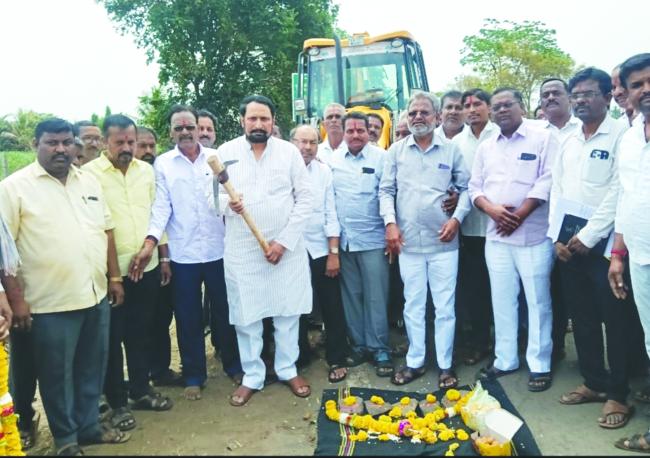 ರಸ್ತೆಗಳು, ಆರೋಗ್ಯ ಮತ್ತು ಶಿಕ್ಷಣಕ್ಕೆ ಹೆಚ್ಚಿನ ಒತ್ತು ನೀಡಲಾಗುವುದು : ಶಾಸಕ ಲಕ್ಷ್ಮಣ್ ಸವದಿ  