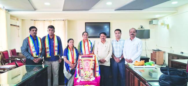   ಅಕ್ಕಮಹಾದೇವಿ ಮಹಿಳಾ ವಿಶ್ವವಿದ್ಯಾಲಯದಲ್ಲಿ ಮಹಾವೀರ ಜಯಂತಿ  