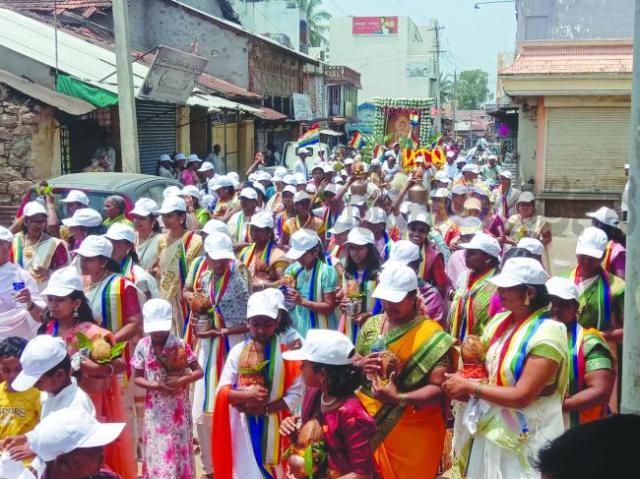 ಯಮಕನಮರಡಿಯಲ್ಲಿ ವಿಜೃಂಭಣೆಯಿಂದ ಭಗವಾನ್ ಮಹಾವೀರ ಜಯಂತಿ ಆಚರಣೆ 