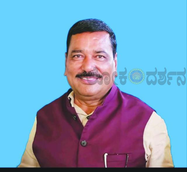 ಬಿಇಓ ಎಚ್ ನಾಣಕೀ ನಾಯ್ಕ ಅವರಿಗೆ ರಾಜ್ಯ ಶಿಕ್ಷಣ ಸೇವಾ ರತ್ನ ಪ್ರಶಸ್ತಿ  