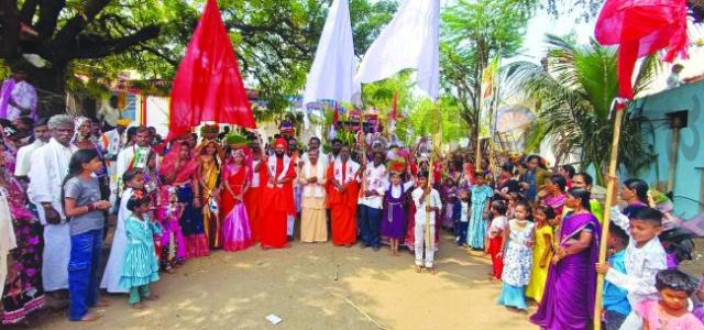 ಸಂತ  ಸೇವಾಲಾಲ್ ಮಹಾರಾಜರ ಭಾವಚಿತ್ರ ಭವ್ಯ ಮೆರವಣಿಗೆ 