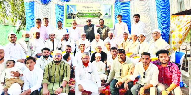 ಸಾಧಿಕ್ ಅಲಿ, ತಾಹಿರ್ ಅಲಿ ಸೇರಿದಂತೆ19 ಜನ ಉಮ್ರಾ ಯಾತ್ರಿಕರಿಗೆ ಸನ್ಮಾನ 