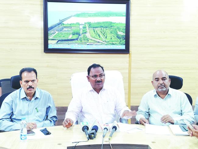 ತುಂಗಭದ್ರಾ ಮಂಡಳಿ ಆಸ್ತಿ ಅತಿಕ್ರಮಣ: ಕಾನೂನು ಕ್ರಮದ ಎಚ್ಚರಿಕೆ - ತುಂಗಭದ್ರಾ ಡ್ಯಾಂ ಕಾರ್ಯದರ್ಶಿ ಓ ಆರ್‌. ವಿ. ರೆಡ್ಡಿ   