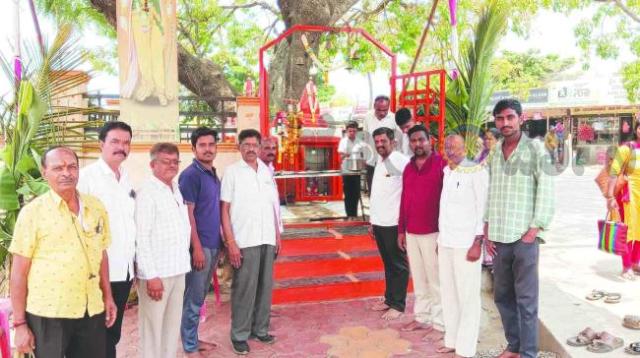 ಹನುಮ ಜಯಂತಿ ಪ್ರಯುಕ್ತ ಮಾರುತಿ ದೇವಸ್ಥಾನಗಳಲ್ಲಿ ವಿಶೇಷ ಪೂಜೆ, ಅನ್ನಪ್ರಸಾದ 