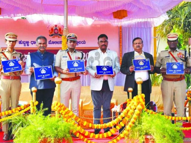  ಪೊಲೀಸರು ಸಾರ್ವಜನಿಕರ ಅಹವಾಲುಗಳಿಗೆ ತಾಳ್ಮೆಯಿಂದ ವಿಚಾರಿಸಿ ಸ್ಪಂದಿಸಲಿ-ನಿವೃತ್ತ ಪೊಲೀಸ ಸಬ್ ಇನ್ಸಪೆಕ್ಟರ್ ಎಂ.ಐ.ಪಠಾಣ 