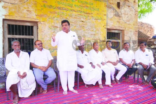 ಸಚಿವ ಎಂ. ಬಿ. ಪಾಟೀಲರಿಂದ ಉಮೇಶ ಮೇಟಿ ಅವರ ಪರವಾಗಿ ಮತಯಾಚನೆ