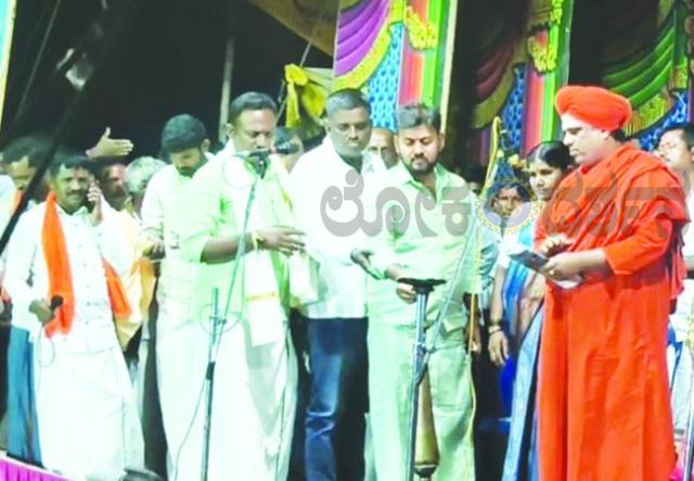 ನಾಟಕಗಳು ಸಾಮಾಜಿಕ ಪ್ರಜ್ಞೆ ಮೂಡಿಸುತ್ತವೆ  