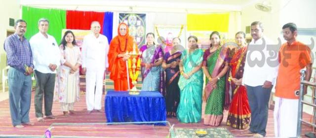 ವೈರಾಗ್ಯದ ಸಿರಿ ಶರಣೆ ಅಕ್ಕಮಹಾದೇವಿ-ಡಾ. ಒಡೆಯರ ಚೆನ್ನಮಲ್ಲಿಕಾರ್ಜುನ ಶಿವಾಚಾರ್ಯರು 