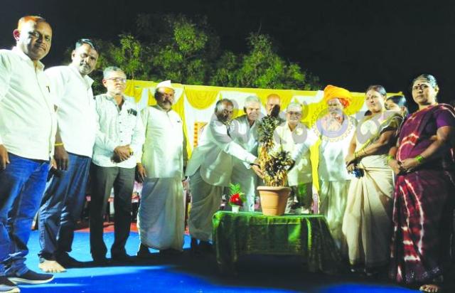 ಪಬ್ಲಿಕ್ ಶಾಲೆಯಲ್ಲಿ ವಾರ್ಷಿಕ ಸ್ನೇಹ ಸಮ್ಮೇಳನ  