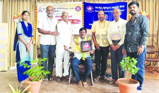 ಹಣರಹಿತ ಆರ್ಥಿಕತೆಯಿಂದ ಸುಭದ್ರ ವ್ಯವಹಾರ: ತಾಳಿಕೋಟಿಯಲ್ಲಿ ಎನ್‌.ಎಸ್‌.ಎಸ್ .ಶಿಬಿರ 