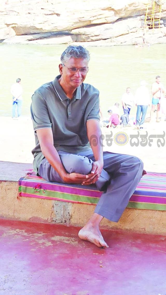 ನಿಸರ್ಗದ ಮಡಿಲಲ್ಲಿ ಸಚಿವ ಸತೀಶ್ ಜಾರಕಿಹೊಳಿ ಫುಲ್ ರಿಲ್ಯಾಕ್ಸ್‌.!