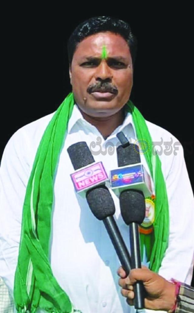 ನಾಗರಾಜ ಕಬಾಡೆ ಅವರನ್ನು ಹೊಸ ಜಿಲ್ಲಾಧ್ಯಕ್ಷರಾಗಿ ನೇಮಕ 