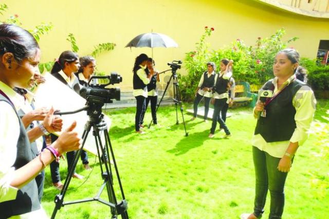 ಏ.17ರಂದು ಮಹಿಳಾ ವಿವಿಯಲ್ಲಿ ಉಚಿತ ‘ಟೆಲಿವಿಷನ್ ಆ್ಯಂಕರಿಂಗ್‌’ ಕಾರ್ಯಾಗಾರ 