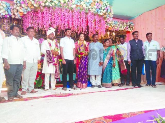 ಯುವನಾಯಕರಾದ ರಾಹುಲ್ ಅಣ್ಣ ಜಾರಕಿಹೊಳಿ ಅವರು ಮದುವೆ ಸಮಾರಂಭ  