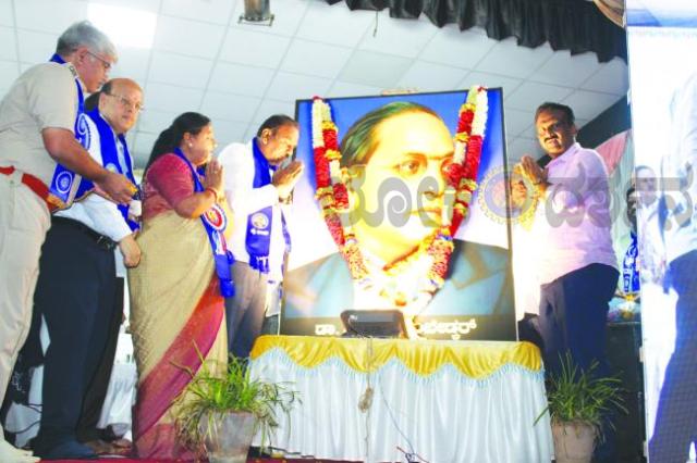 ಬಾಬಾ ಸಾಹೇಬ್ ಅಂಬೇಡ್ಕರ್ ಸರ್ವರಿಗೂ ಶಕ್ತಿ: ಸಂಸದ ಕೆ.ರಾಜಶೇಖರ ಹಿಟ್ನಾಳ 