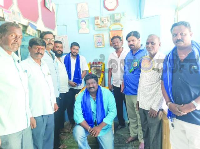 ಸಂವಿಧಾನ ಶಿಲ್ಪಿ ಡಾ. ಬಿ. ಆರ್ ಅಂಬೇಡ್ಕರ್ ಜಯಂತ್ಯೋತ್ಸವವನ್ನು ವಿನಾಯಕ ಪರಾಪೂರ ನೇತೃತ್ವದಲ್ಲಿ ಅದ್ದೂರಿಯಾಗಿ ಆಚರಣೆ 